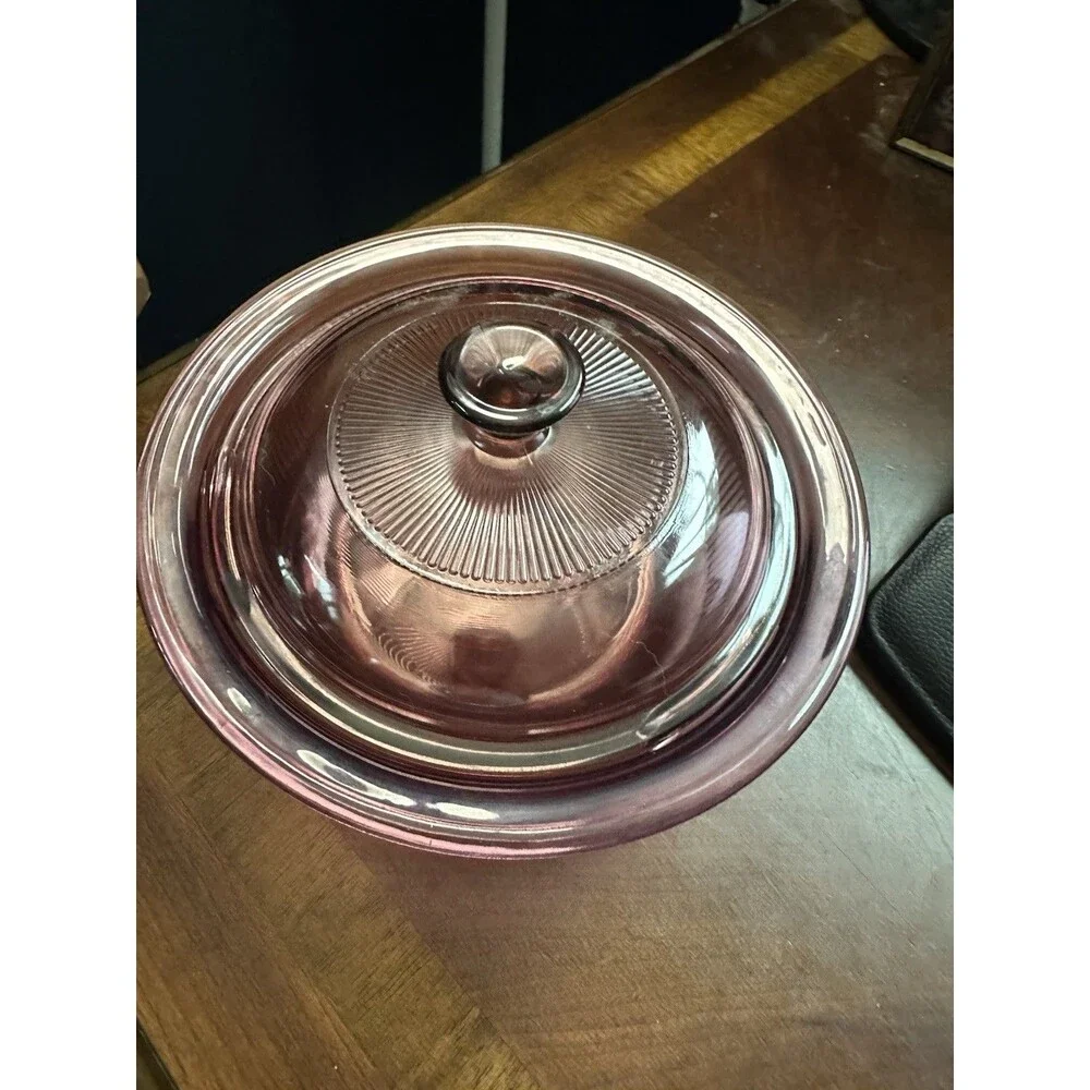 Visions Cranberry V-30-B Ribbed 24 oz bowl w/Pyrex V1C lid Pre-Owned